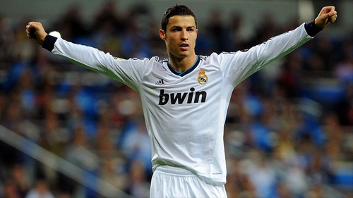 一条龙+助攻+世界波，姆巴佩当选毕包vs皇马全场最佳（表演一条龙+送出助攻+轰出世界波，姆巴佩加冕毕包vs皇马全场最佳）