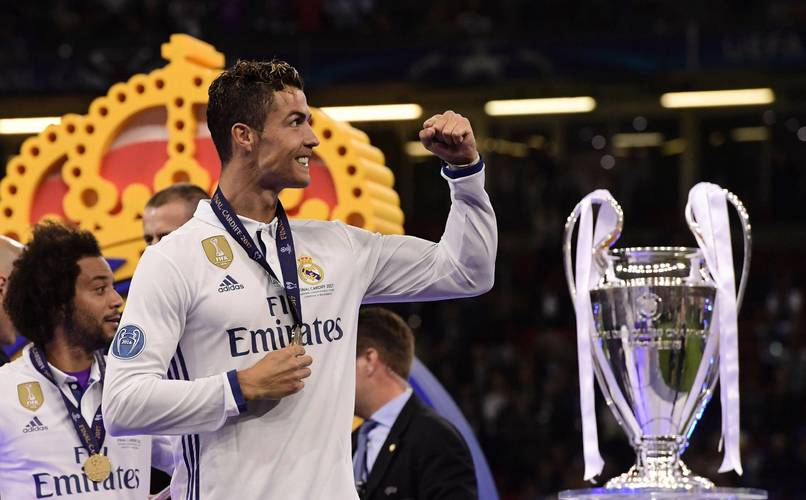 经纪人：那不勒斯今夏也有意博尼，但奥西利奥起了决定性作用（经纪人：今夏那不勒斯也曾追逐博尼，奥西利奥发挥关键作用）