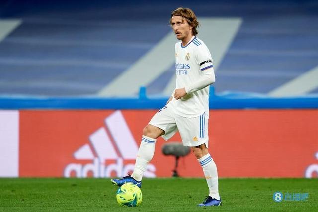 乌迪内斯2-0帕尔马，扎尼奥洛破门，凯南-戴维斯锦上添花（乌迪内斯2-0击退帕尔马：扎尼奥洛先拔头筹，凯南-戴维斯锁定胜局）